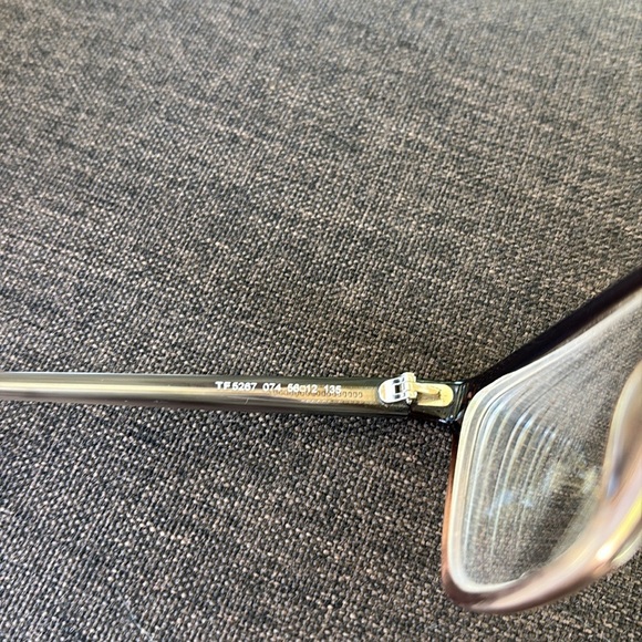 Tom Ford Elegant Crisscross Ribbon Cat Eye Glasses